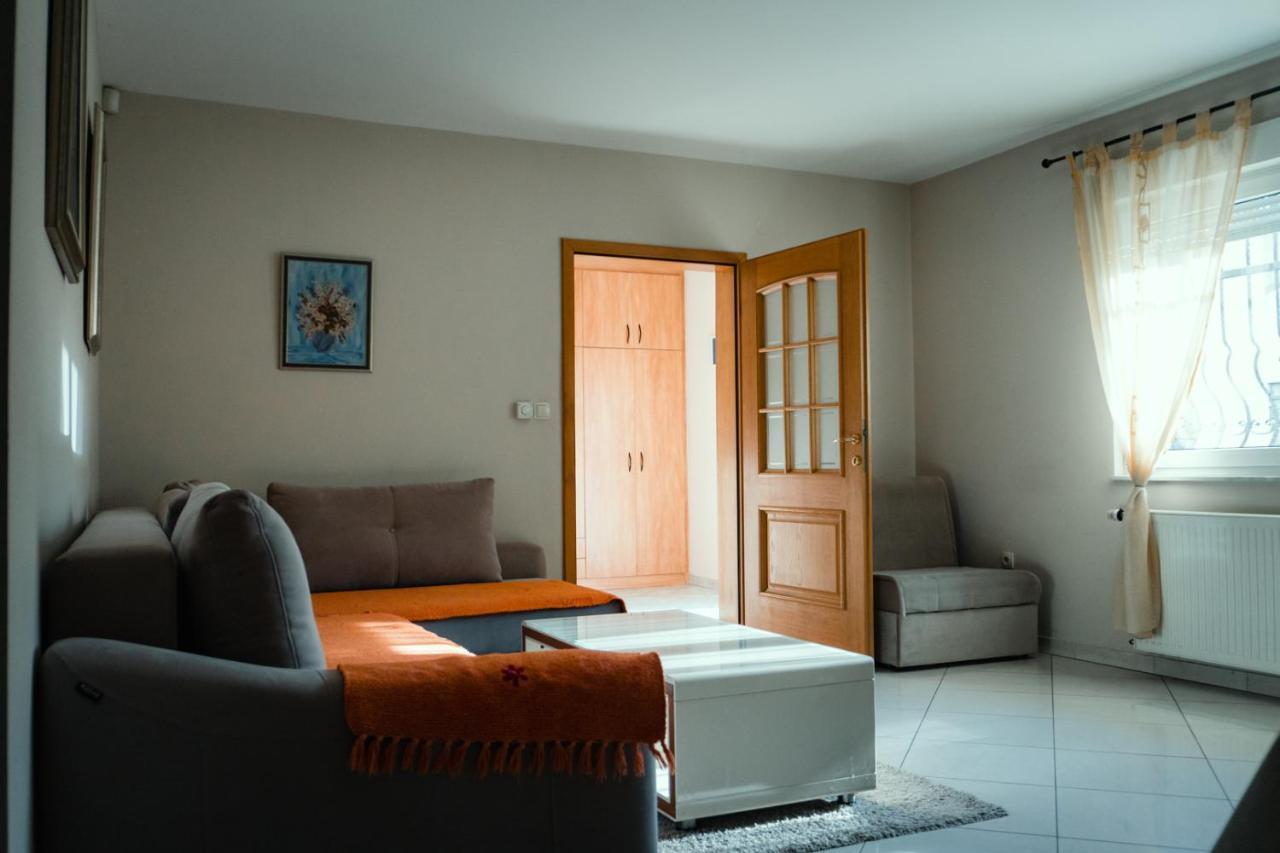 Holiday Home Rozic - Villa With Private Seasonal Heated Pool Mostar Exteriör bild
