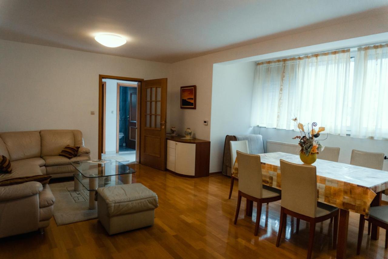 Holiday Home Rozic - Villa With Private Seasonal Heated Pool Mostar Exteriör bild