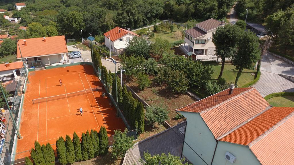 Holiday Home Rozic - Villa With Private Seasonal Heated Pool Mostar Exteriör bild